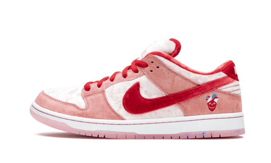 Nike SB Dunk Low StrangeLove Bvl Store