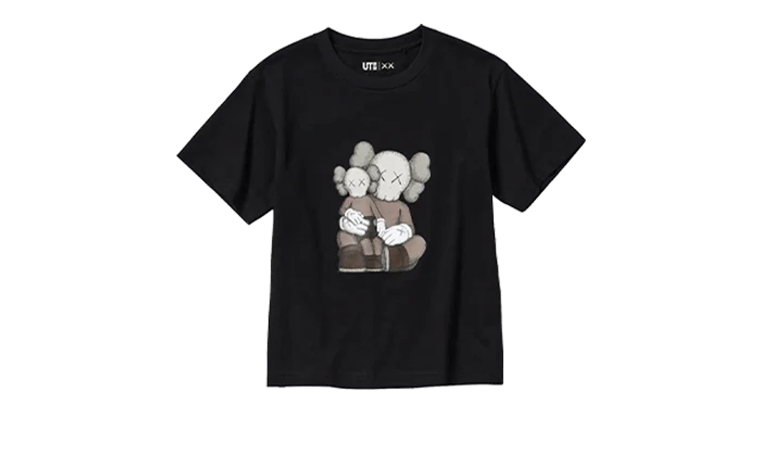 Uniqlo T-Shirt KAWS Black Graphic Bvl Store